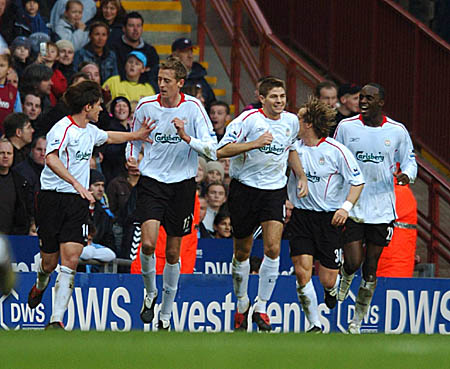 亮色服化 亮色服化